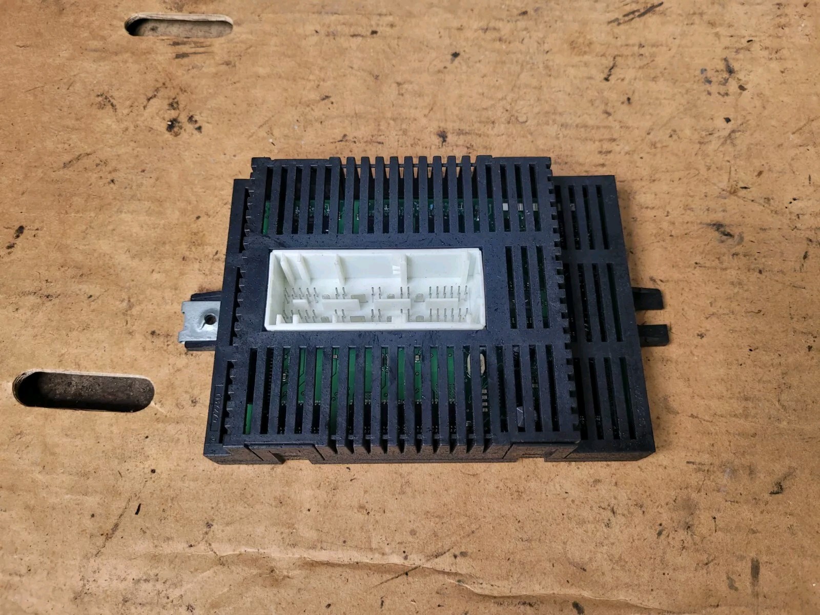 BMW E60 5 SERIES LIGHT CONTROL MODULE UNIT 6943288