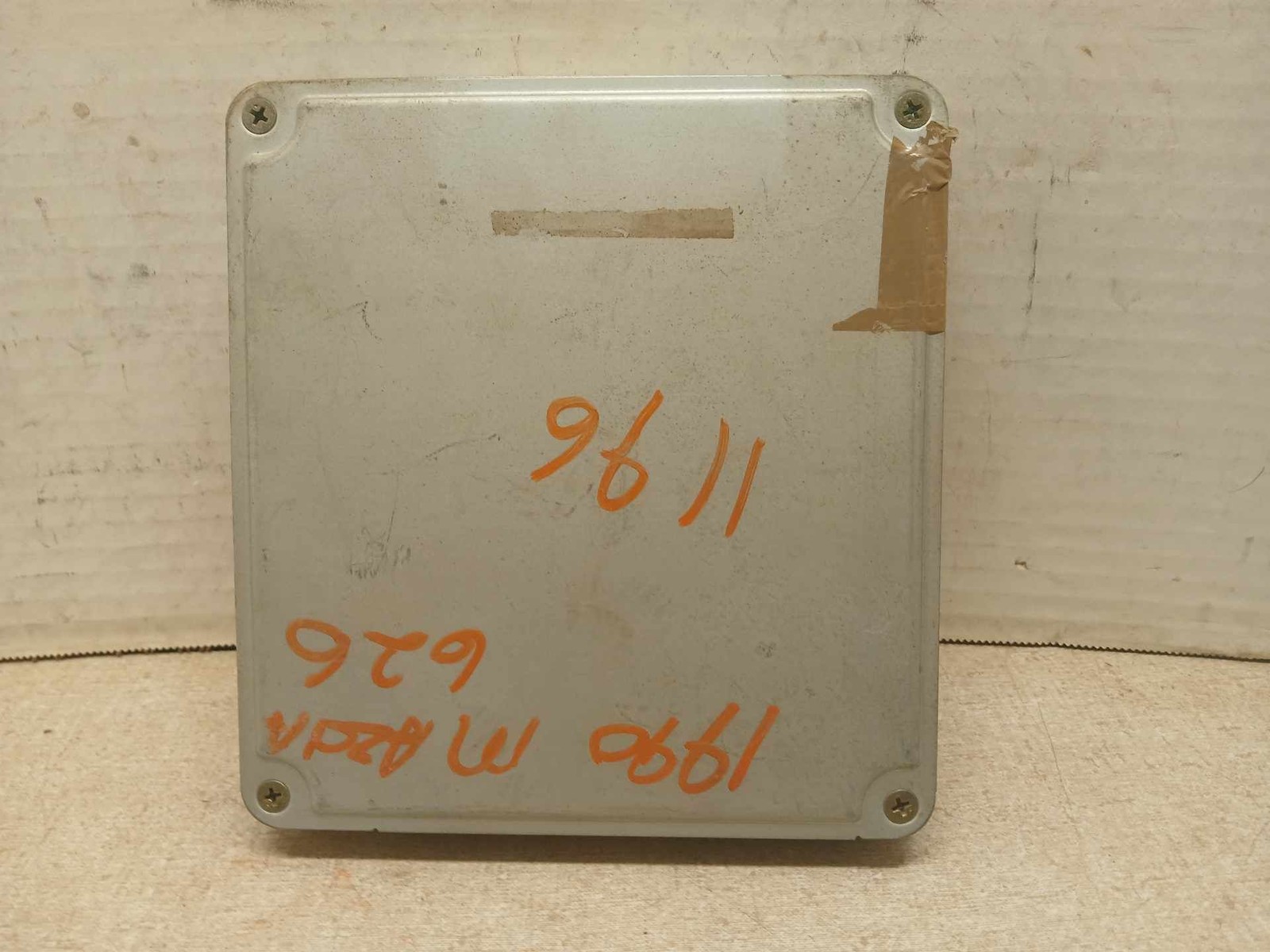 90 91 MAZDA 626 Engine Control Module AT W/O Turbo Canada Market F286-18-881G