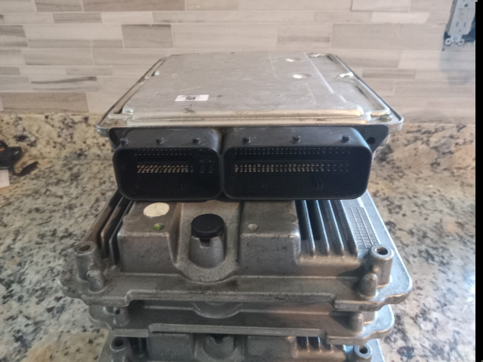 2009 09 Chevy Gmc Acadia Enclave Traverse 3.6L ECU ECM 12630594 YRUH Tested