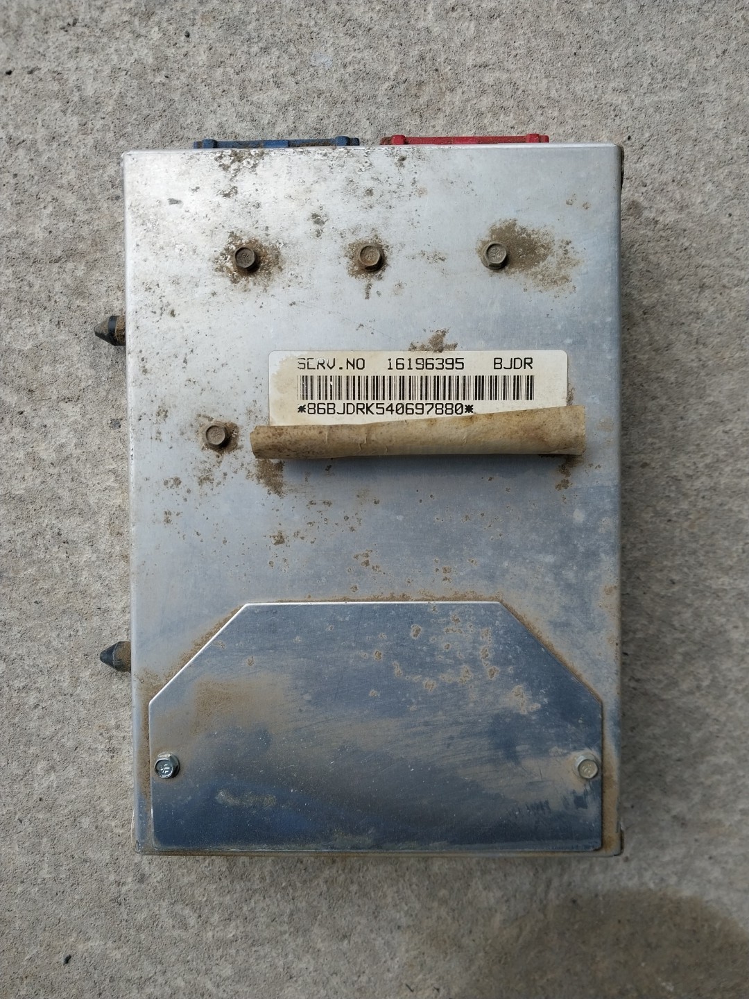 1994-1995 Chevy GMC Truck Suburban OEM ENGINE CONTROL MODULE *ECM* 16196395 BJDR