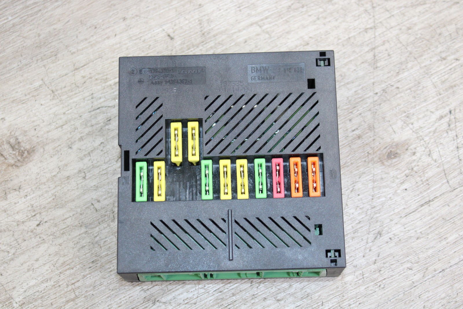 02=08 BMW E65 E66 E63 E64 E60 E61 E53 N62 IVM INTEGRATED POWER SUPPLY CONTROL