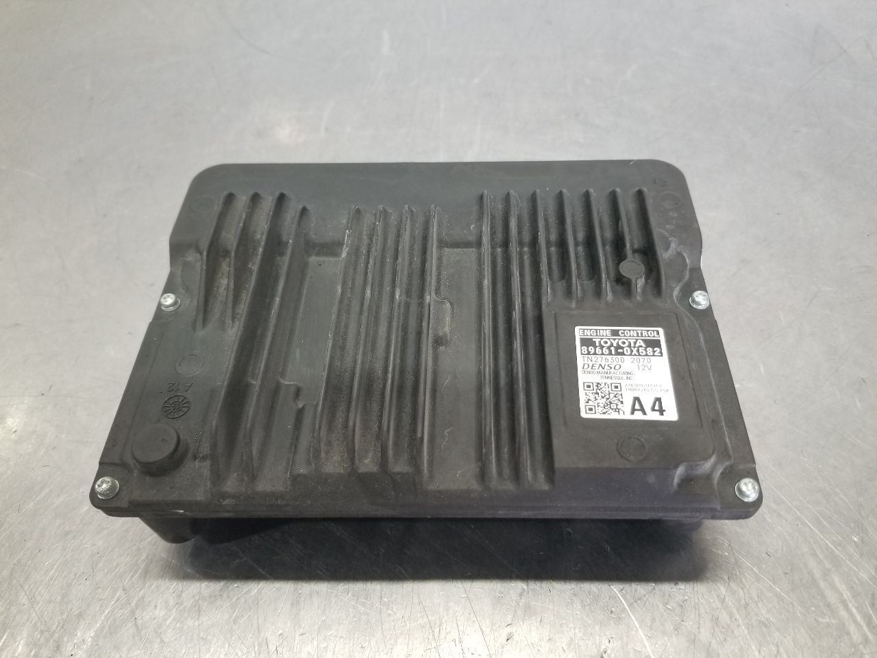 19 TOYOTA CAMRY SE ECM ENGINE CONTROL MODULE 2.5L 896610X582