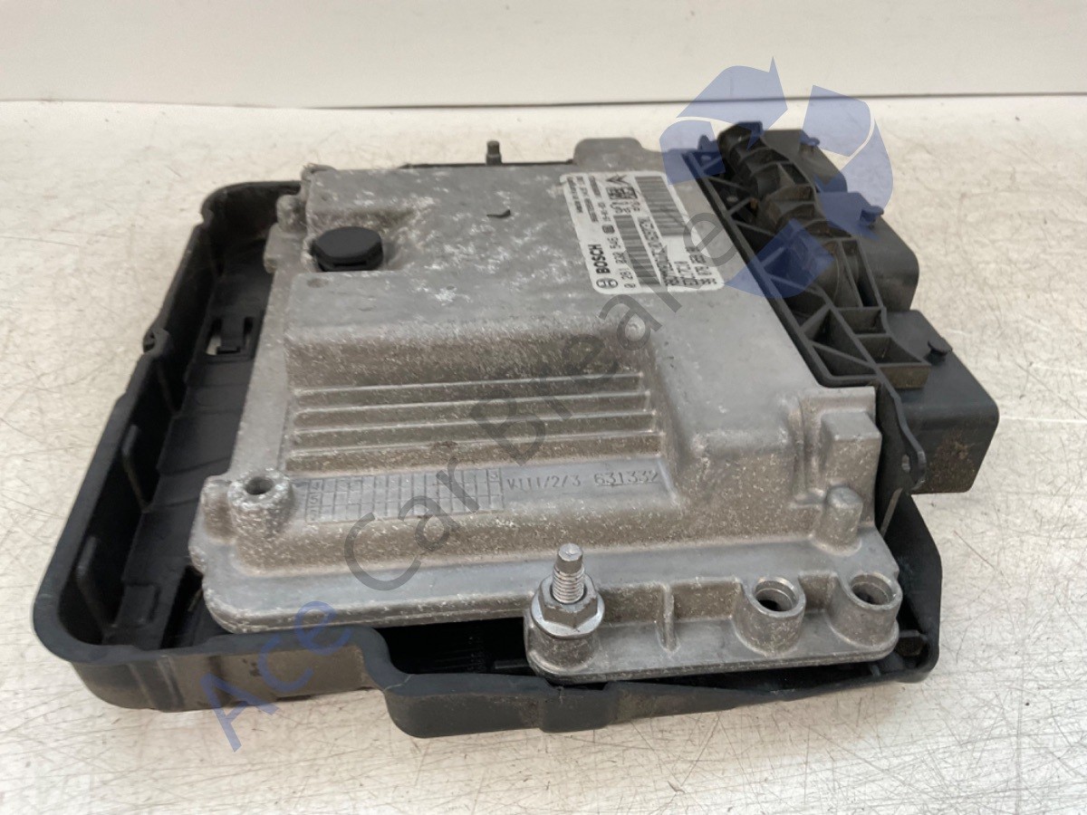 Peugeot 2008 MKI 13-16 Pre-Facelift Engine ECU 9807885980