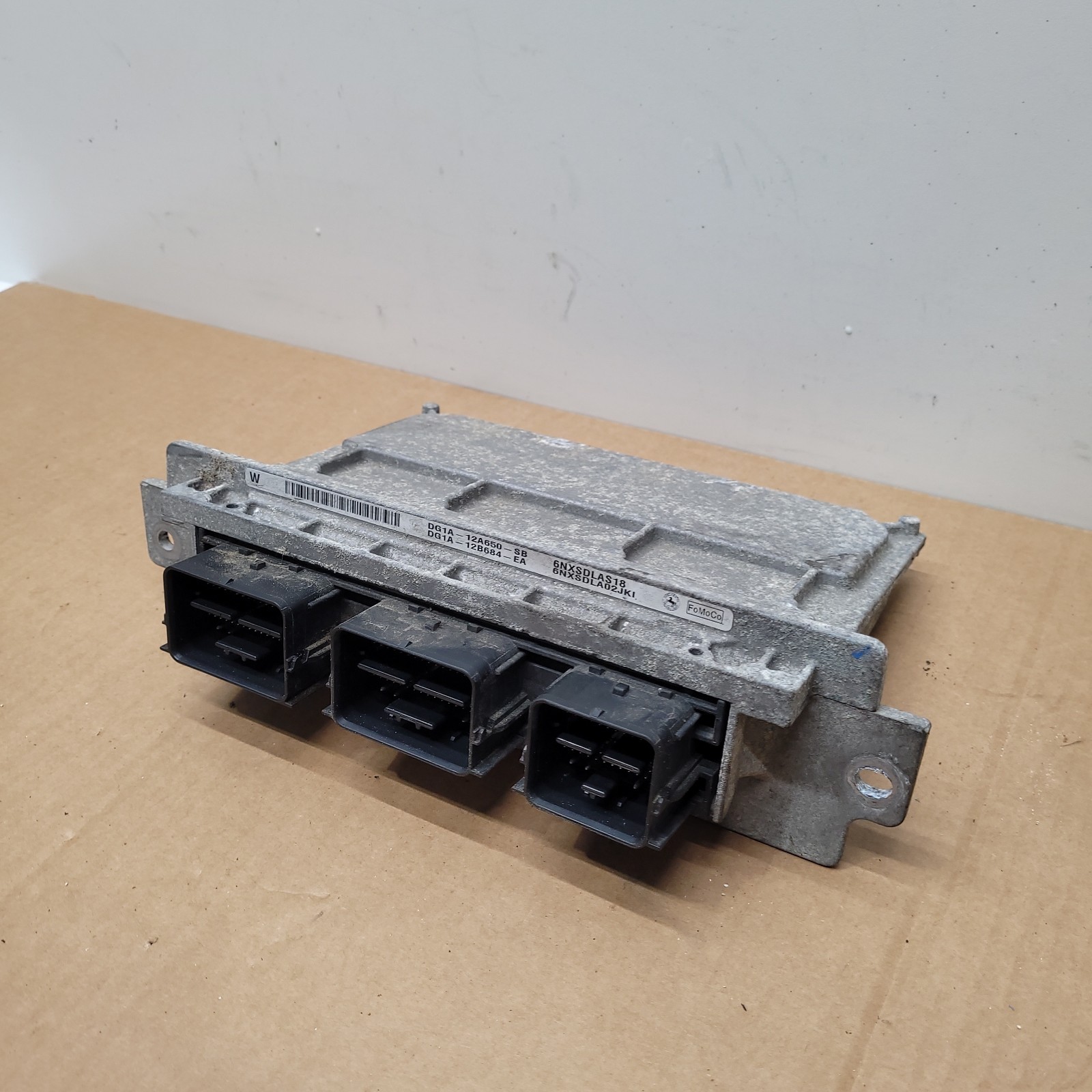 11-12 LINCOLN MKS ECU EEC ENGINE COMPUTER CONTROL MODULE BA5A-12A650-SB OEM