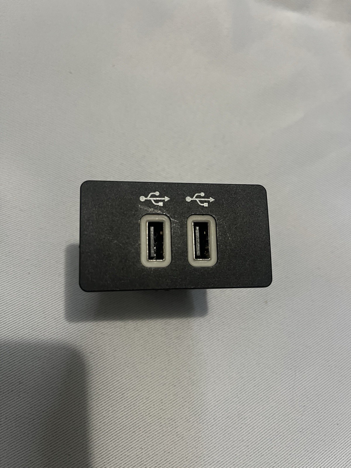 OEM Ford USB Module GC3T-14F014-BA
