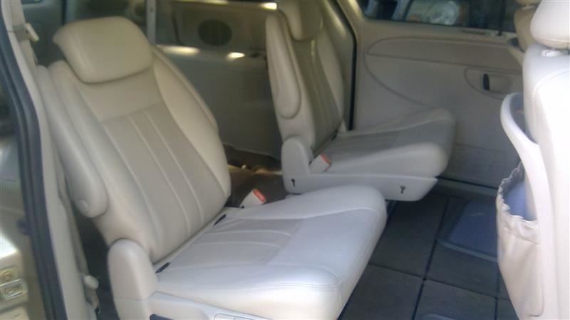 Chassis ECM Multifunction Fits 06-07 CARAVAN 1137022