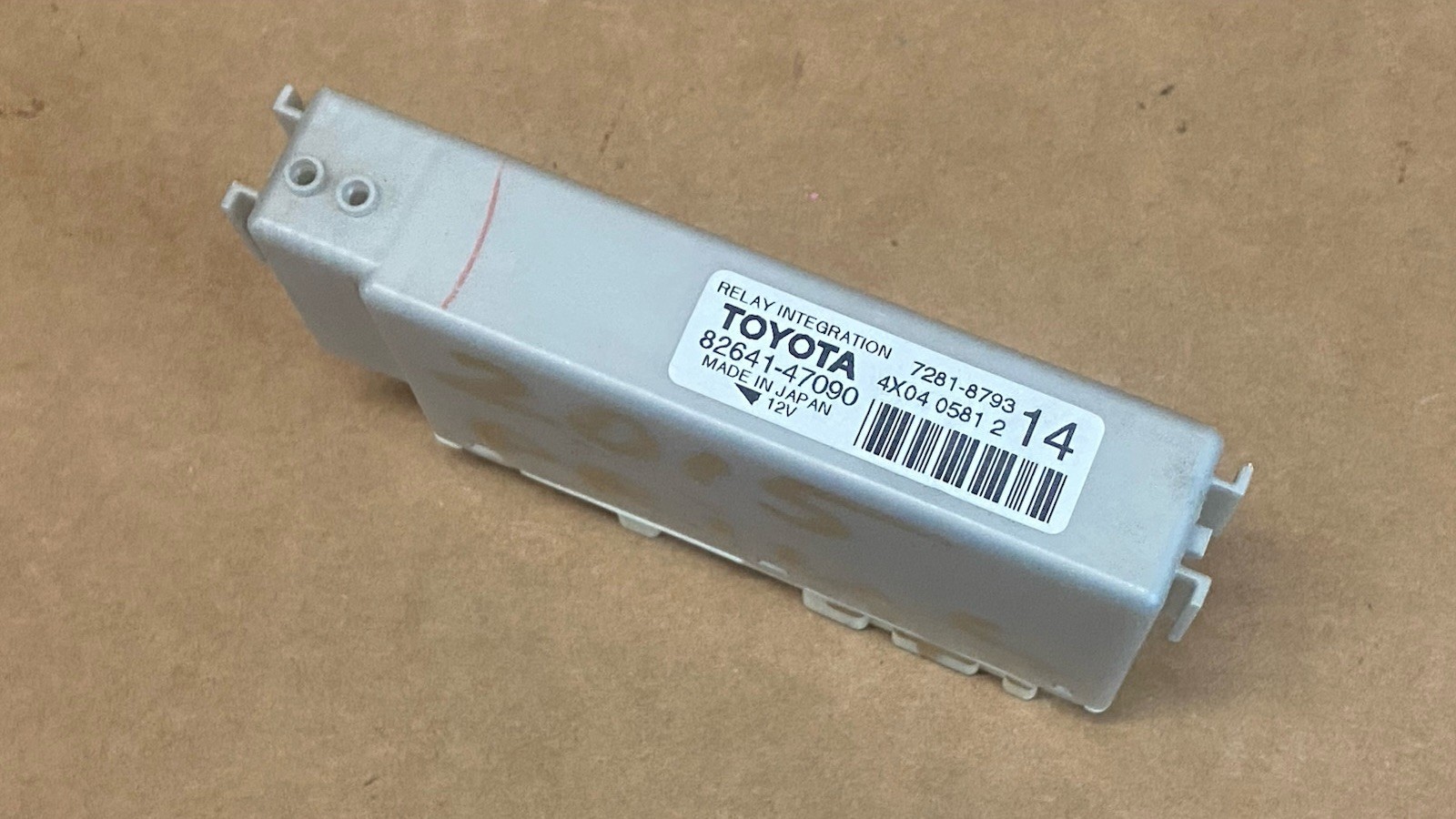 2011 2012 2013 2015 Toyota Prius Plug-in Integration Relay 82641-47090
