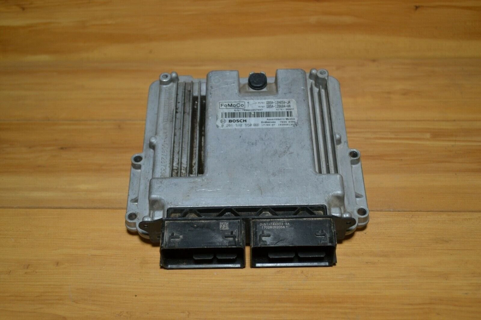2016 2017 Ford Explorer GB5A-12A650-JA GB5A12A650JA Engine Control Module OEM