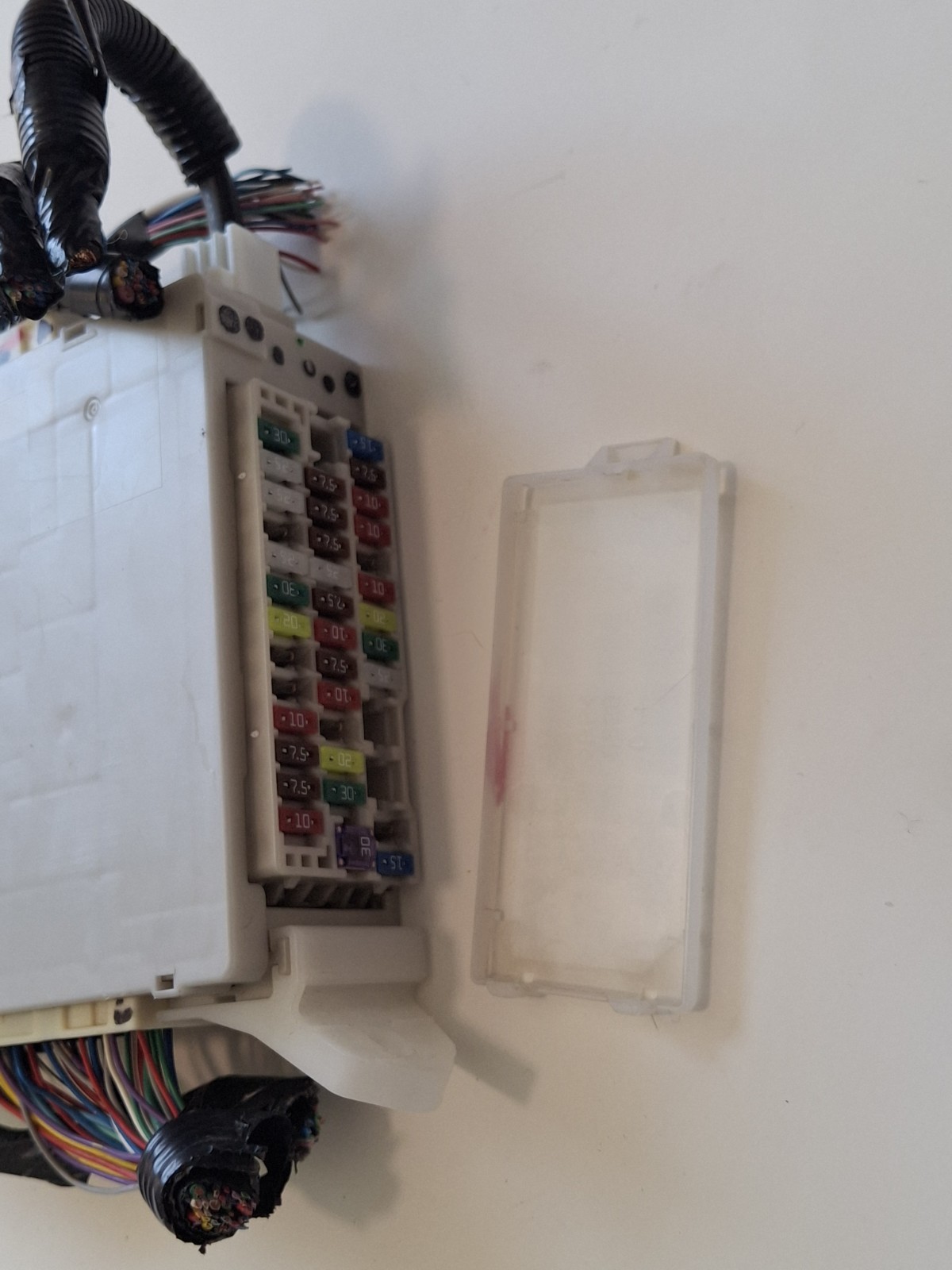 2010-11 4 RUNNER Multiplex Network Dash MPX Body Control Module Unit Factory OEM