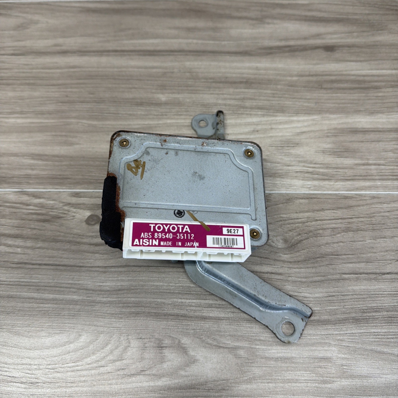 96 – 00 Toyota 4Runner ABS Module Computer Assembly Skid Control 89540-35112 OEM