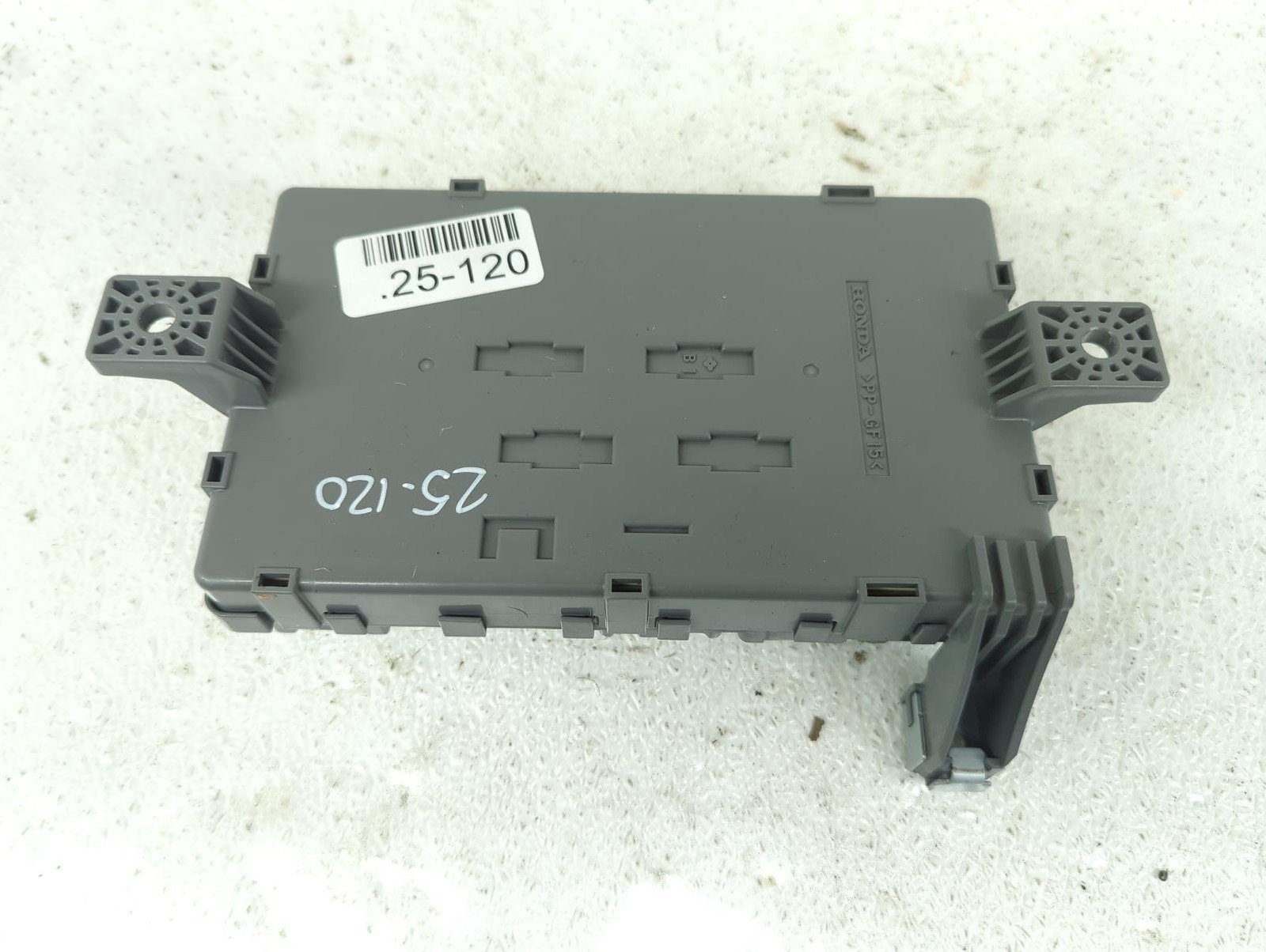 2017-2020 Acura Mdx Cabin Room Inside Fuse Box – Damaged Retainer