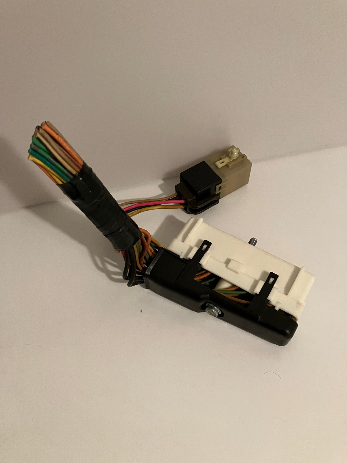 1986 Ford F150 OEM EEC-IV 60-pin PCM Pigtail with EEC Relay [First Gen]