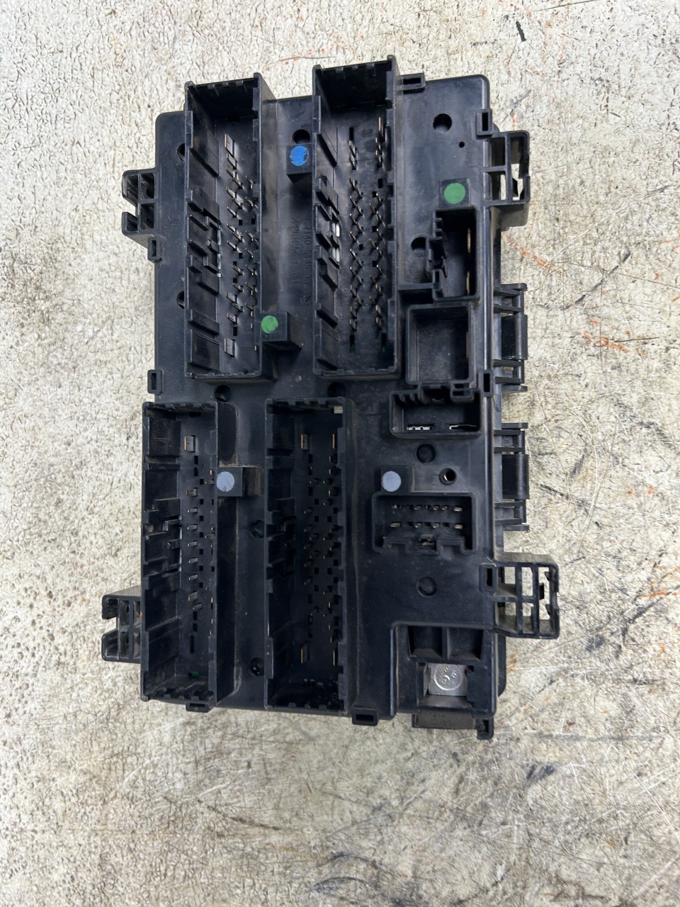 2020 DODGE RAM2500 Multifunction Control Module OEM Part Number 68437289AB