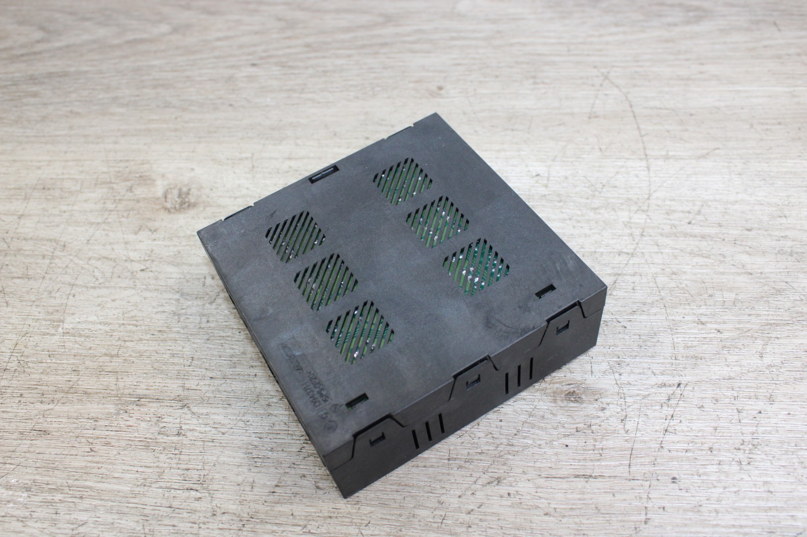 02=08 BMW E65 E66 E63 E64 E60 E61 E53 N62 IVM INTEGRATED POWER SUPPLY CONTROL