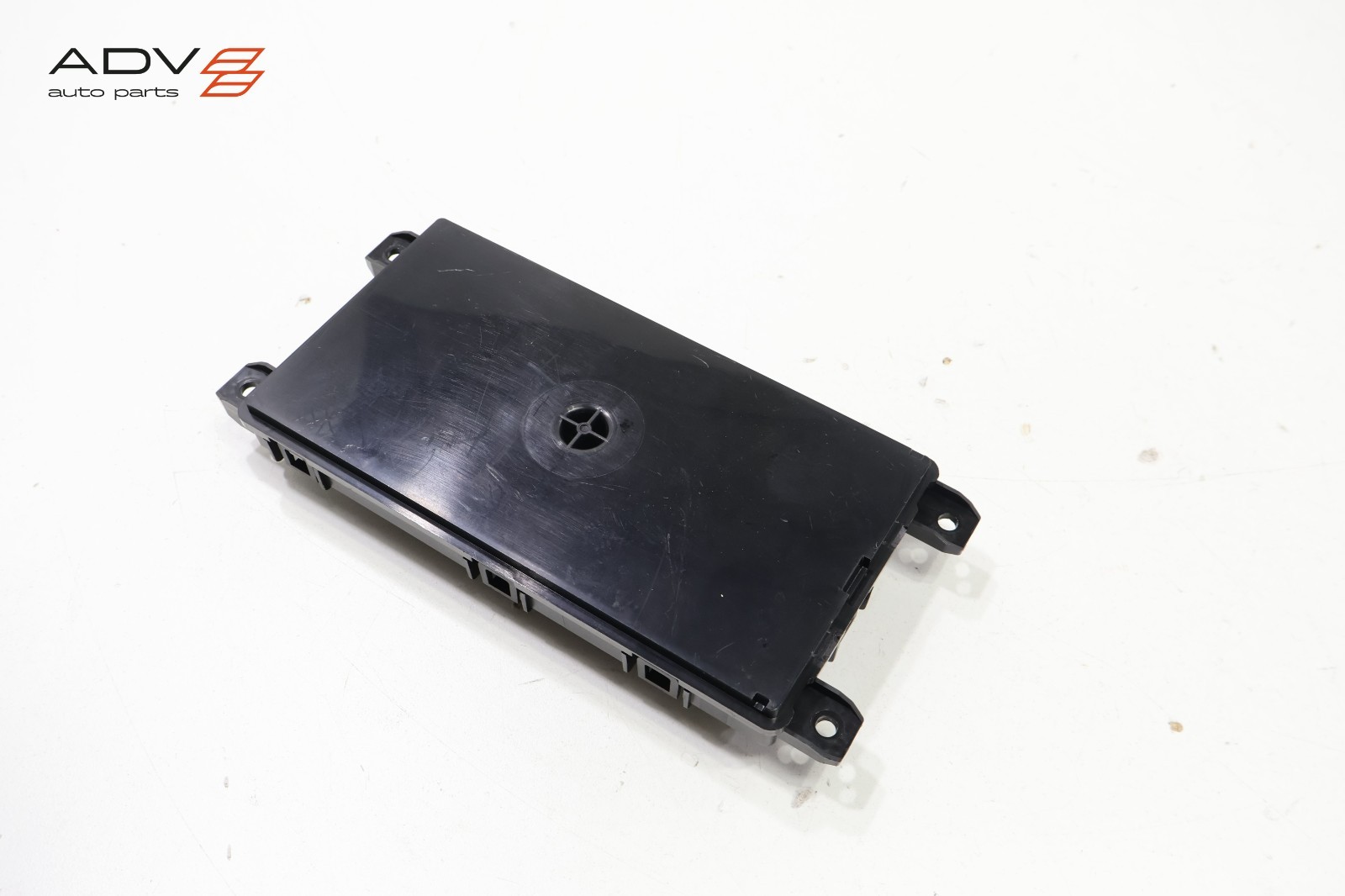 2022 – 2026 MERCEDES C300 C43 W206 WIRELESS CHARGER CHARGING CONTROL MODULE OEM