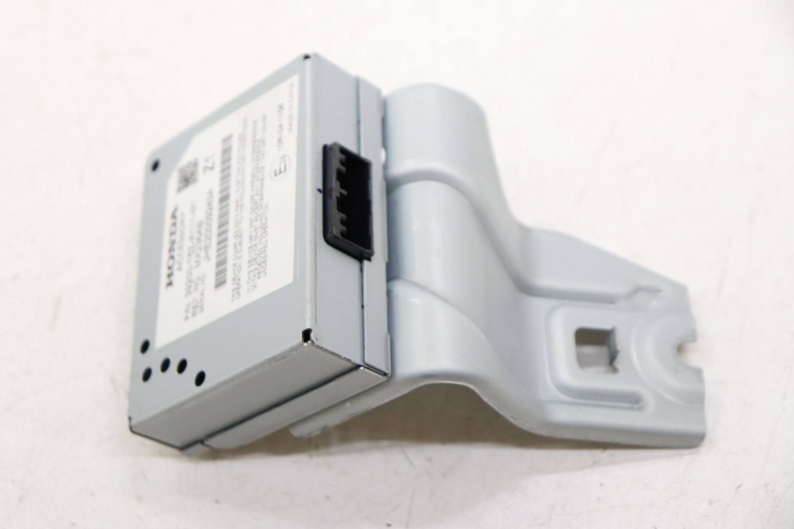 2017 – 2019 HONDA RIDGELINE ACTIVE NOISE CAPACITOR MODULE OEM 39200T6ZA111M1