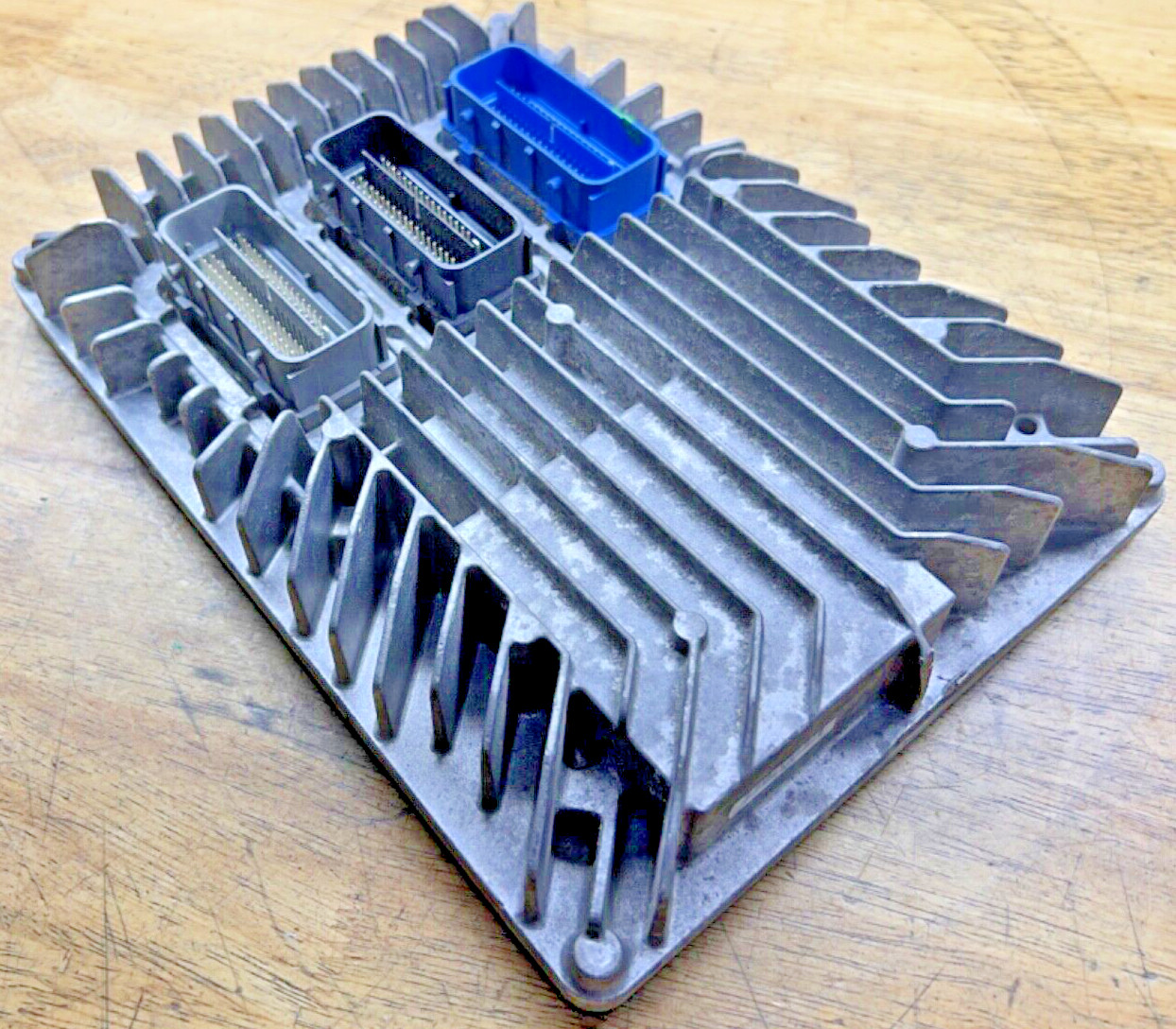 2013-19 GM ECM Camaro Lacrosse PCM Engine Computer Module 12644446 AA1H *BLEM*