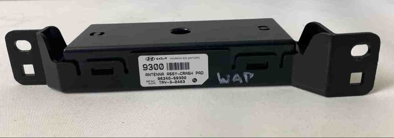 Chassis Brain Box KIA TELLURIDE 24 Antenna Crash Pad 4K miles 96240-S9300