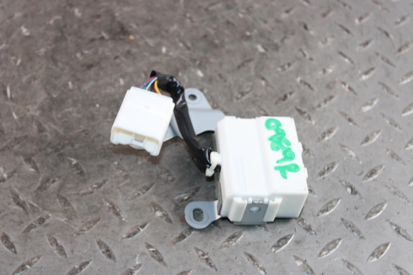 11-21 TUNDRA Transmission Shift Lock Control Module BCU BCM Unit Factory OEM WTY