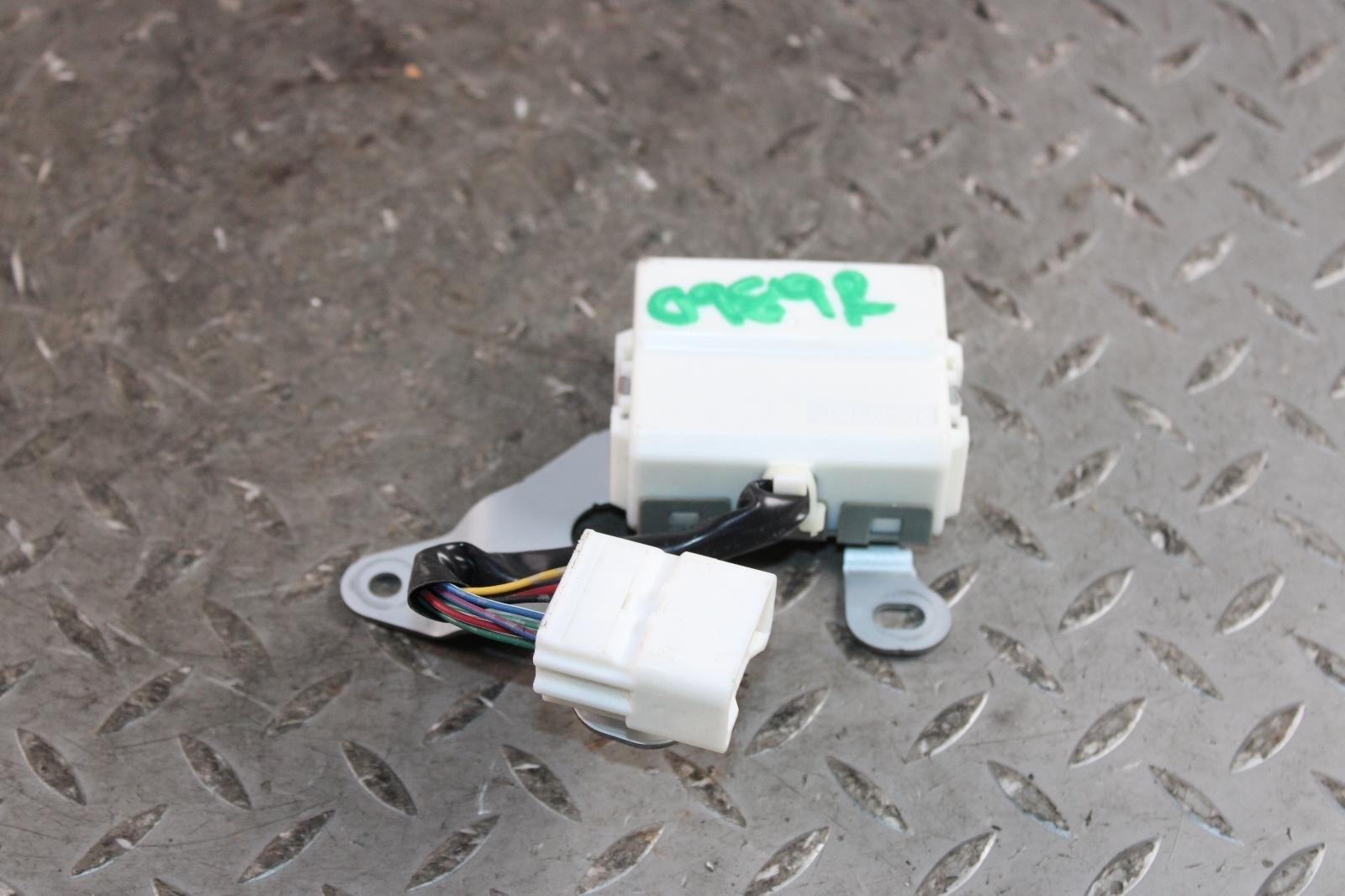 11-21 TUNDRA Transmission Shift Lock Control Module BCU BCM Unit Factory OEM WTY
