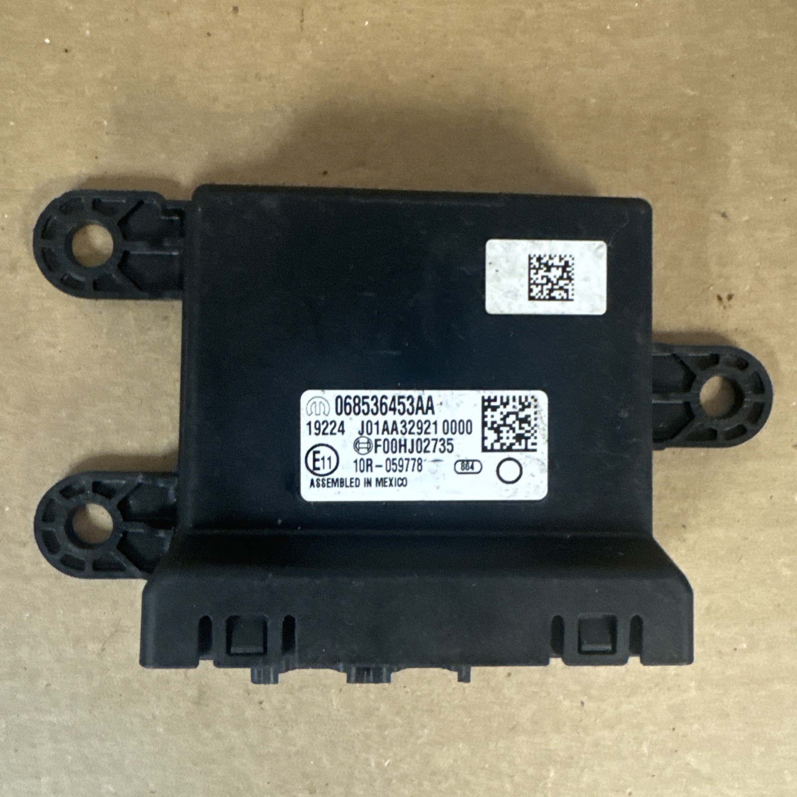 OEM 2019-2022 RAM 1500 NETWORK GATEWAY CONTROL MODULE 068536453AA