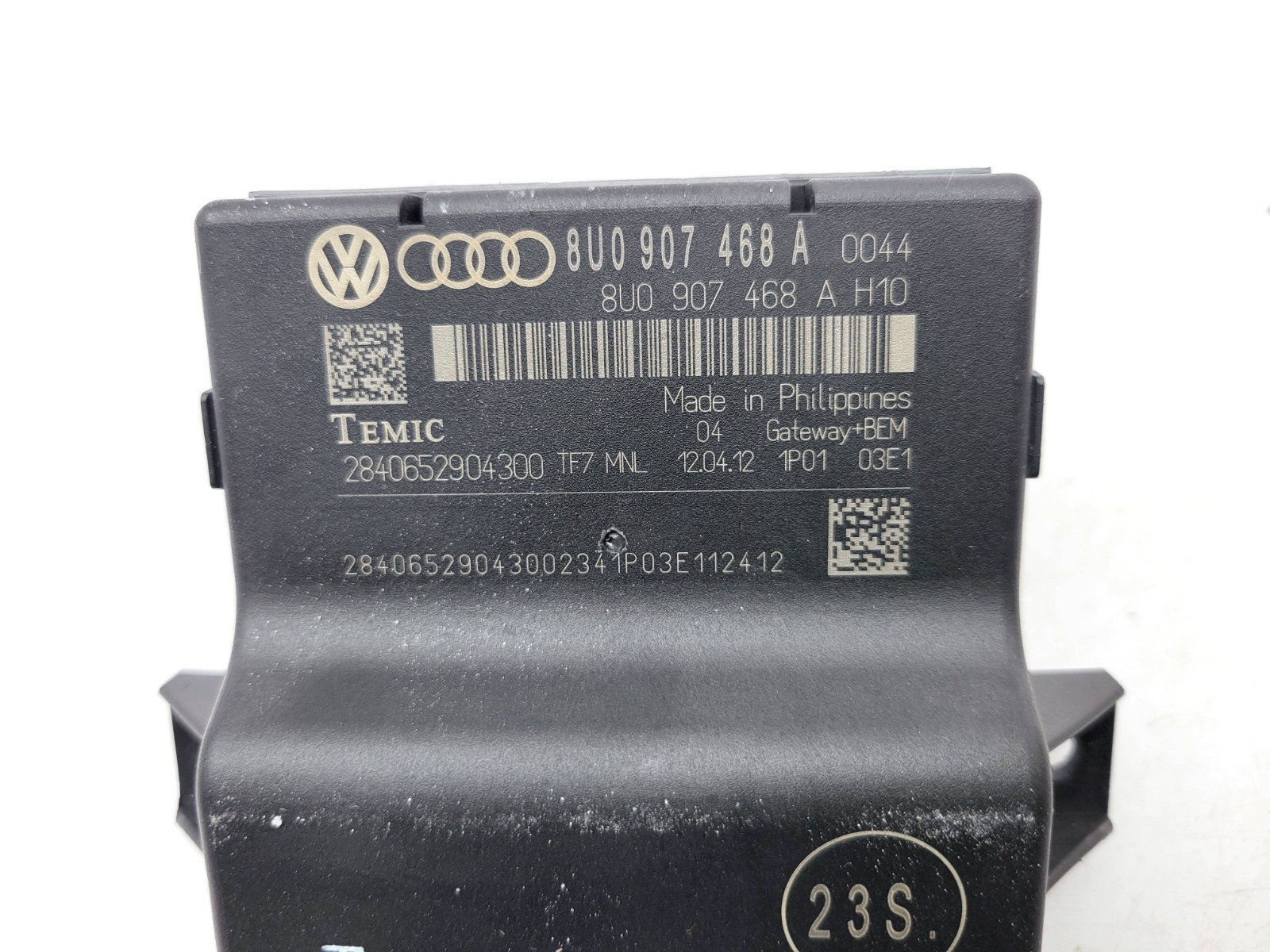 GATEWAY CONTROL MODULE ECU UNIT 8U0907468A AUDI Q3 2012
