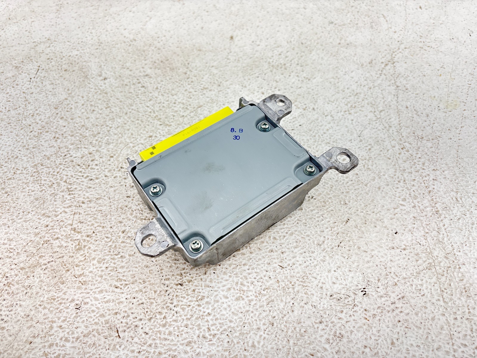 2019-2022 HONDA INSIGHT Chassis ECM SRS Center Dash OEM
