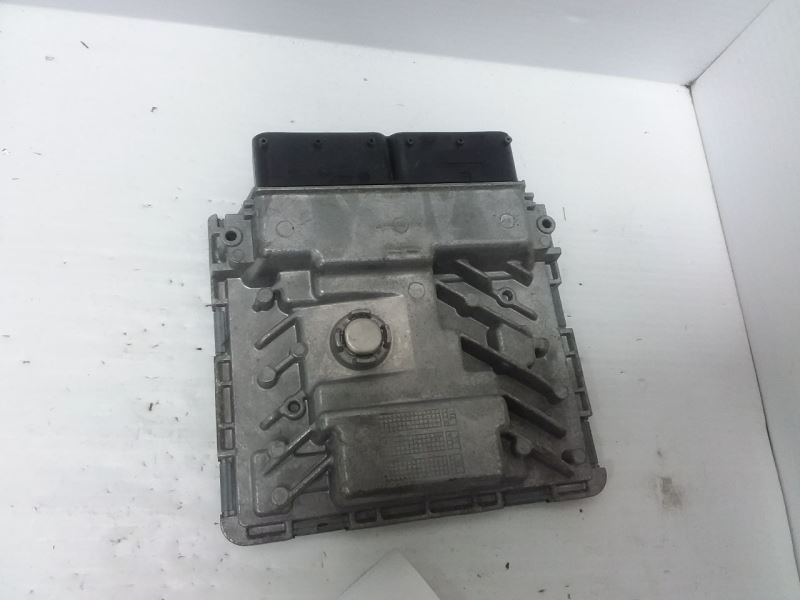 Engine ECM Electronic Control Module 2.0L Fits 15-17 GOLF GTI 06K907425B
