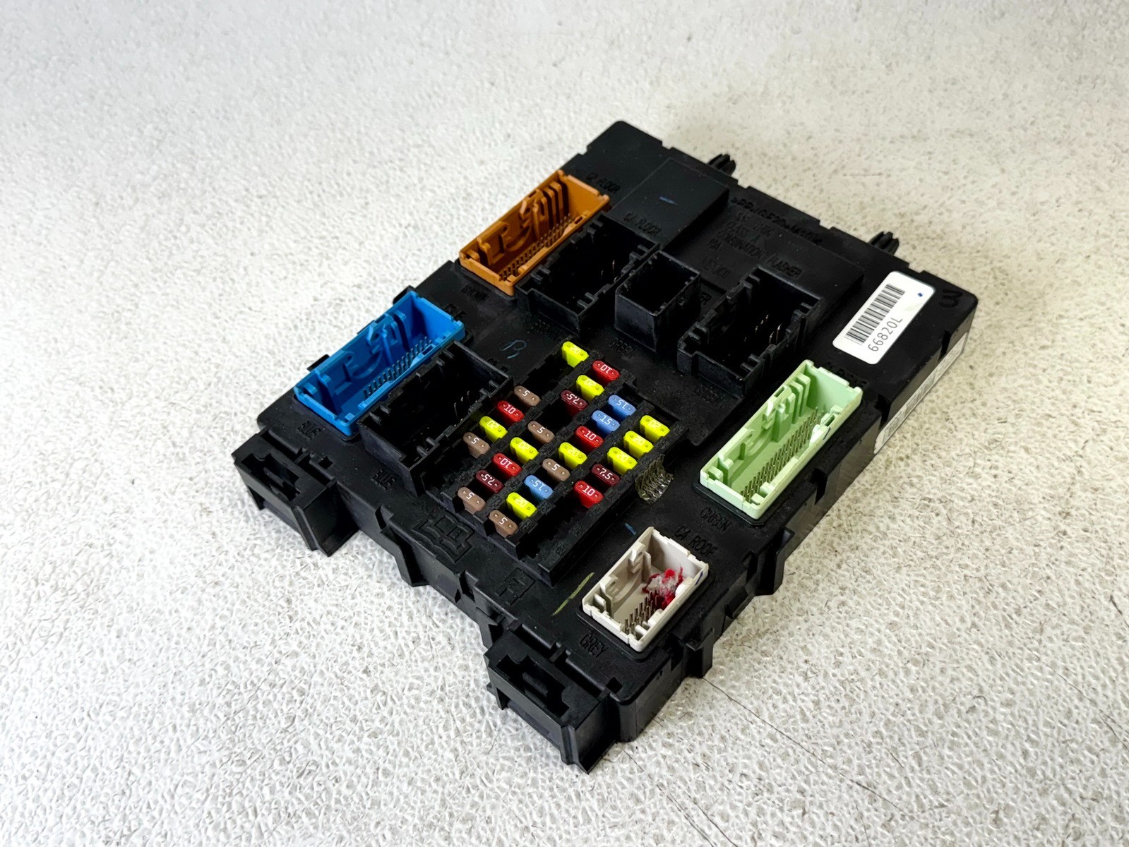 13-16 FORD ESCAPE BCM FUSE BOX BODY COMPUTER CONTROL MODULE OEM