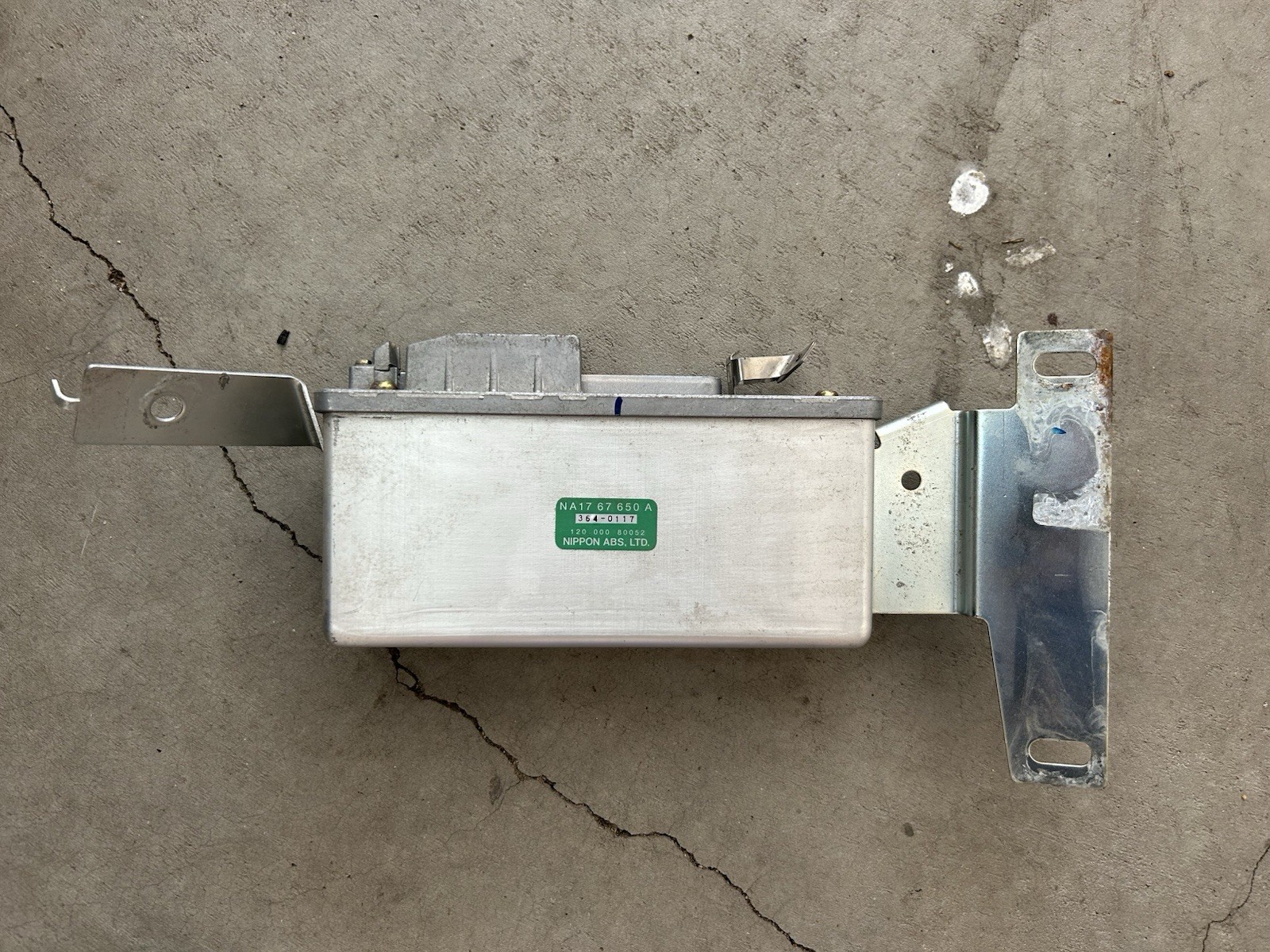 NA Miata ABS Computer Module Controller NA1767650A 90-97