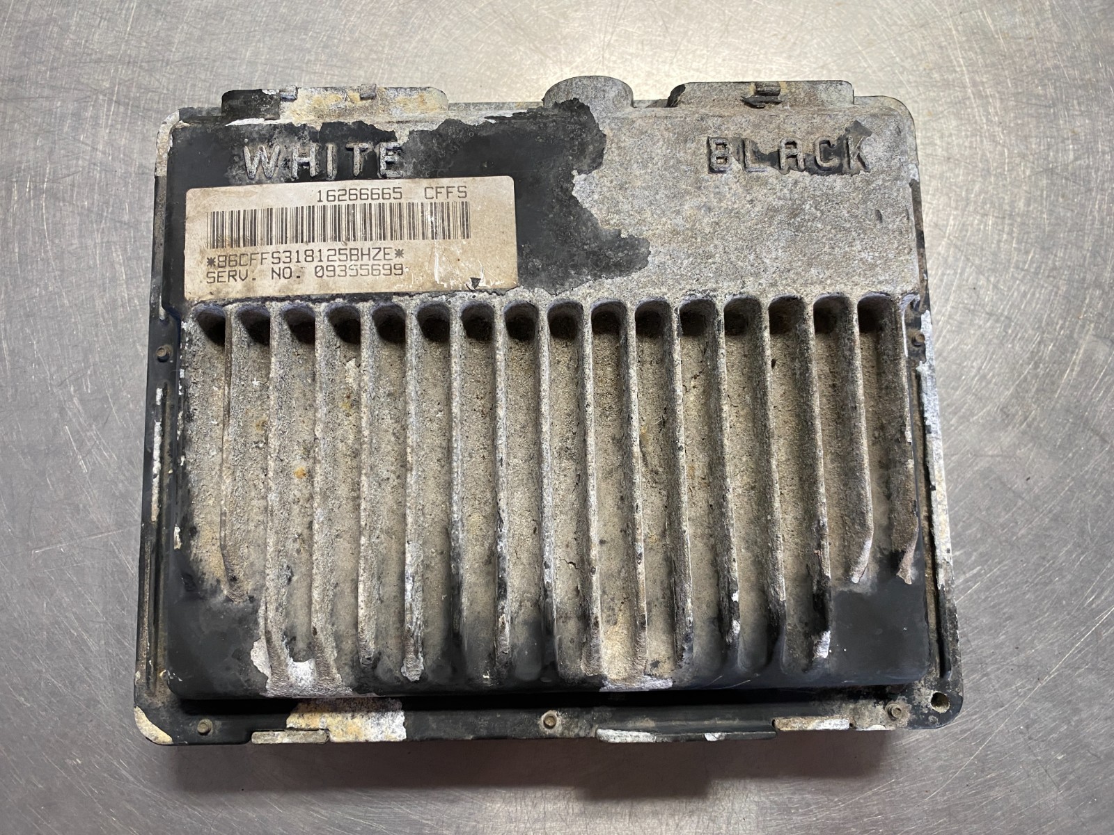 Chevrolet Truck 16266665 ((CFFS)) Engine Control Module