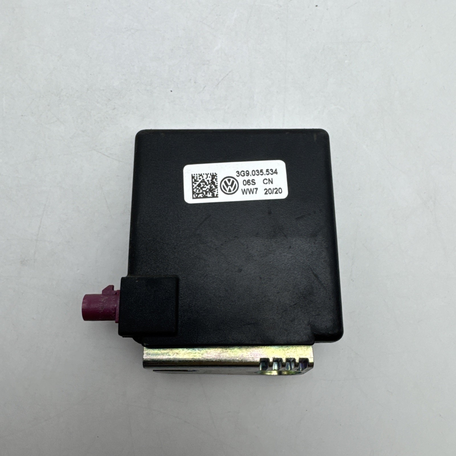 2019-2021 VOLKSWAGEN JETTA RADIO RECEIVER ANTENNA AMPLIFIER MODULE OEM 3G9035534