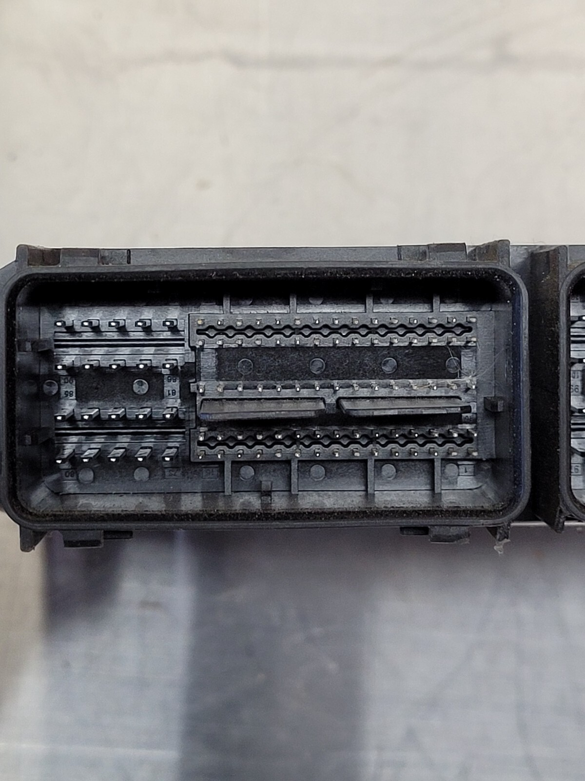 15-17 F-150, and Others Computer Engine Control ECU ECM Module GD9A-12B684-AA *J