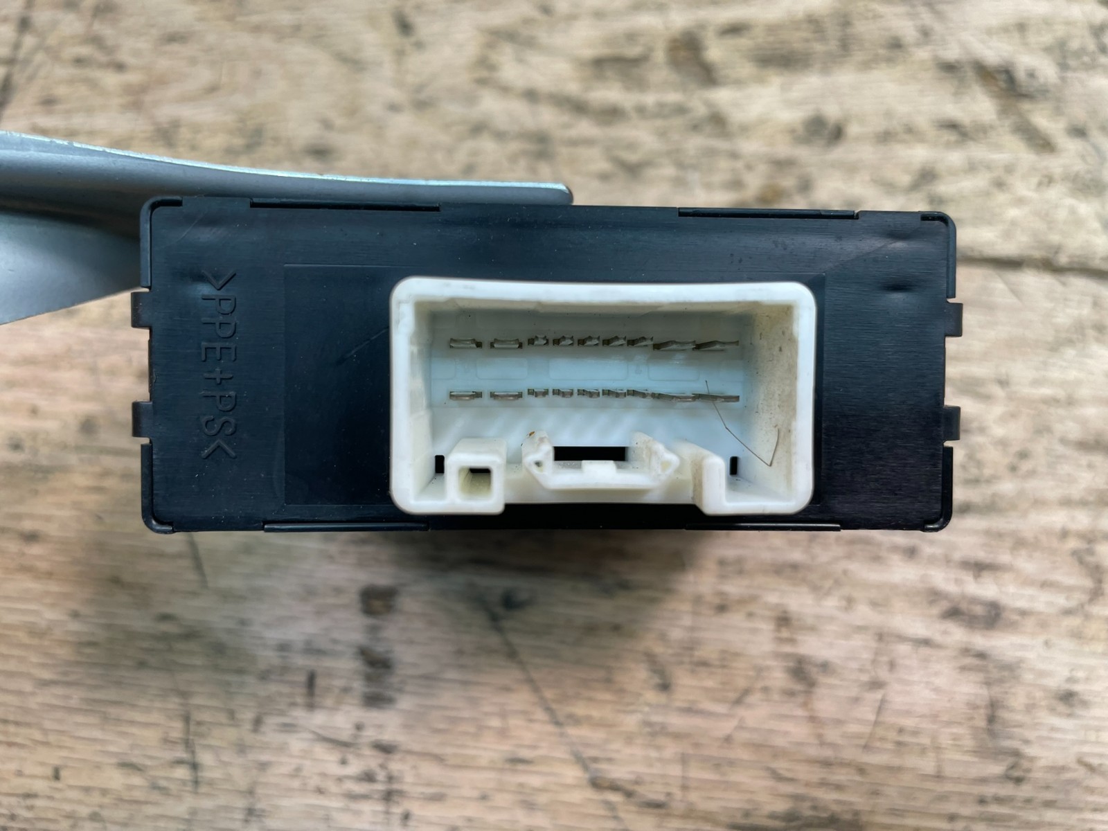 2007-2017 Toyota SEQUOIA Hazard Flasher Control Module Computer 81980-0C010