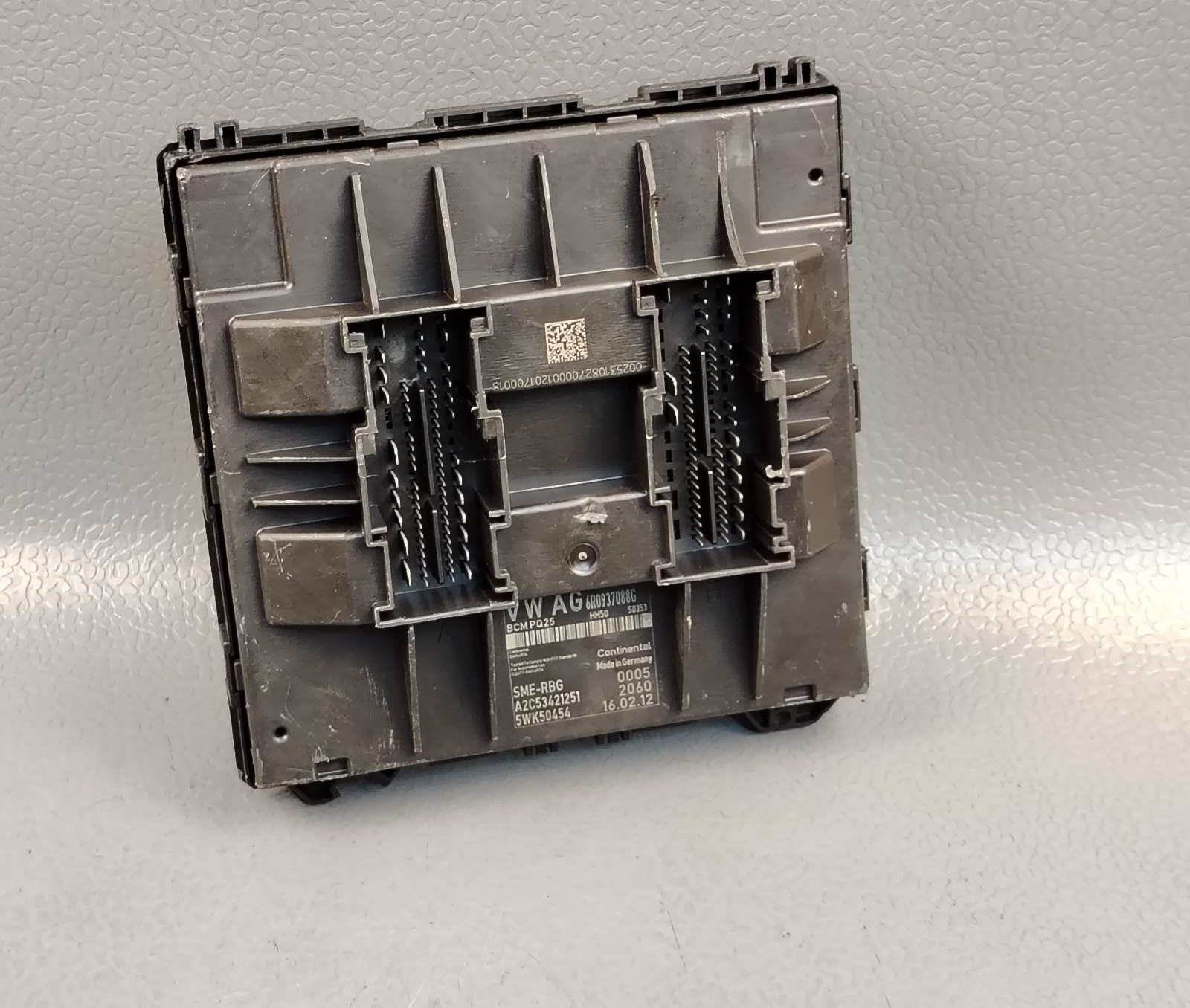 VW BEETLE 1.2L 16CBZ 2013 BCM BODY ELECGTRICAL CONTROL MODULE 6R0937088G