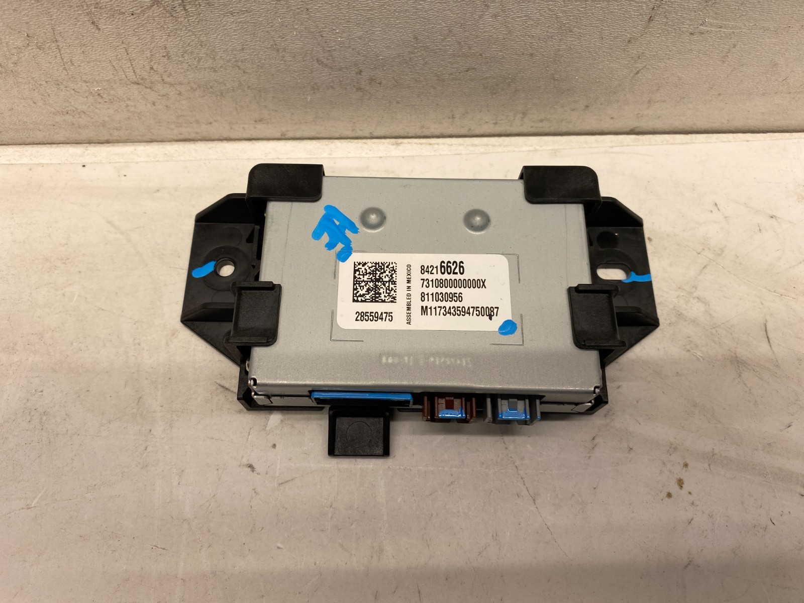 2017-2019 BUICK ENCORE HUMAN MACHINE INTERFACE BYPASS CONTROL MODULE OEM