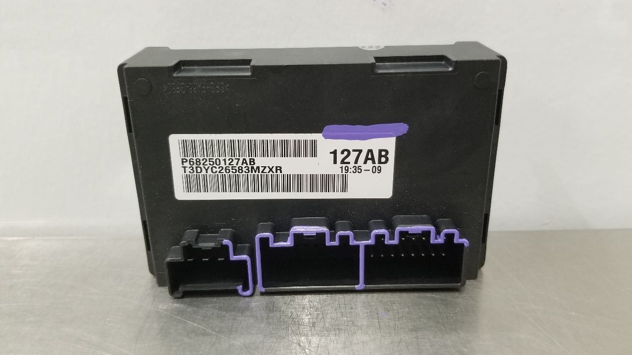 18 DODGE RAM 2500 TRANSFER CASE CONTROL MODULE 68250127AB
