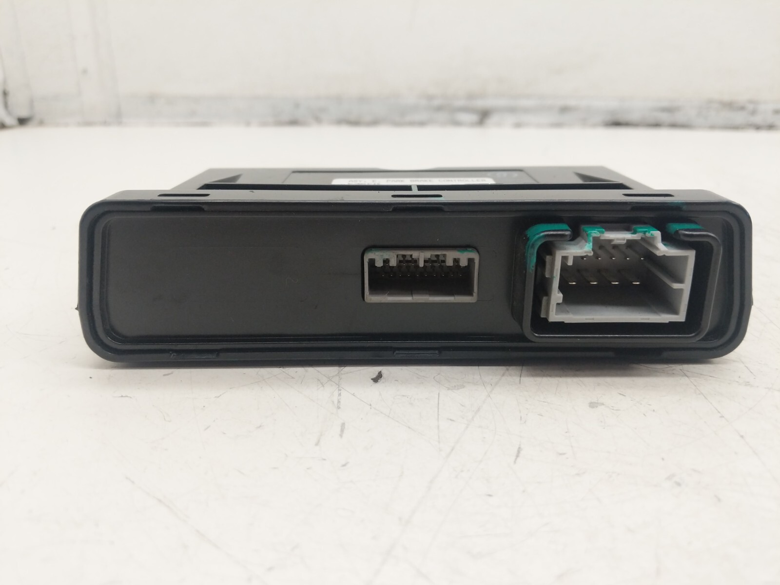 ⭕ 2012-2020 Model S MS Park Parking Brake Controller Control Module 1007618-00-E