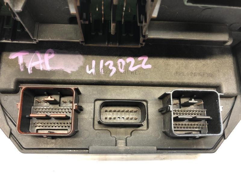 2008-2009 Jeep Wrangler TIPM Totally Integrated Power Module Fuse Box Oem