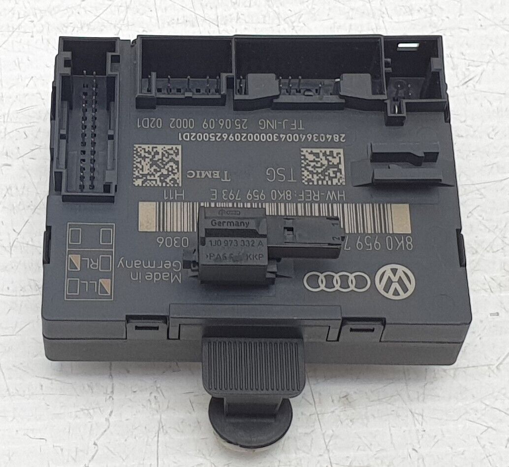 AUDI A4 07-15 B8 8K2 DOOR CONTROL MODULE (RIGHT FRONT) 8K0959793E