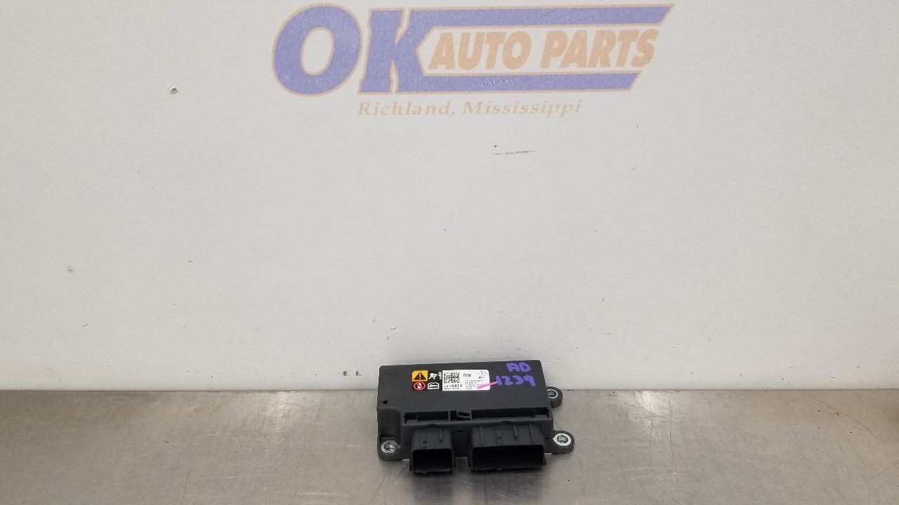 20 GMC YUKON DENALI XL SRS CONTROL MODULE 13584587