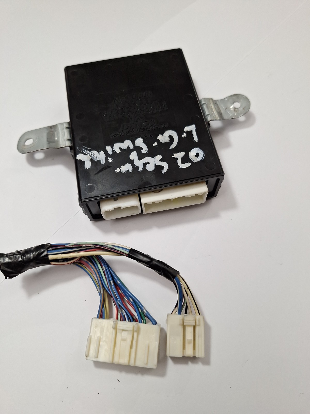 01-04 Toyota Sequoia Tailgate Liftgate Multiplex Control Module 89222-0C010 MPX