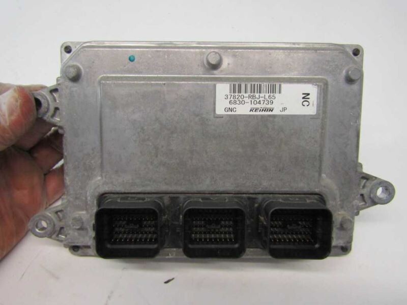 2010 Honda Insight hybrid engine control module computer ecu ecm 37820-RBJ-L65
