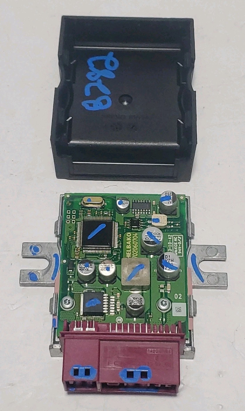BMW E81 E82 E88 E90 E91 E60 E61 Fuel Pump Control Module Unit EKPM3 7229173 OEM