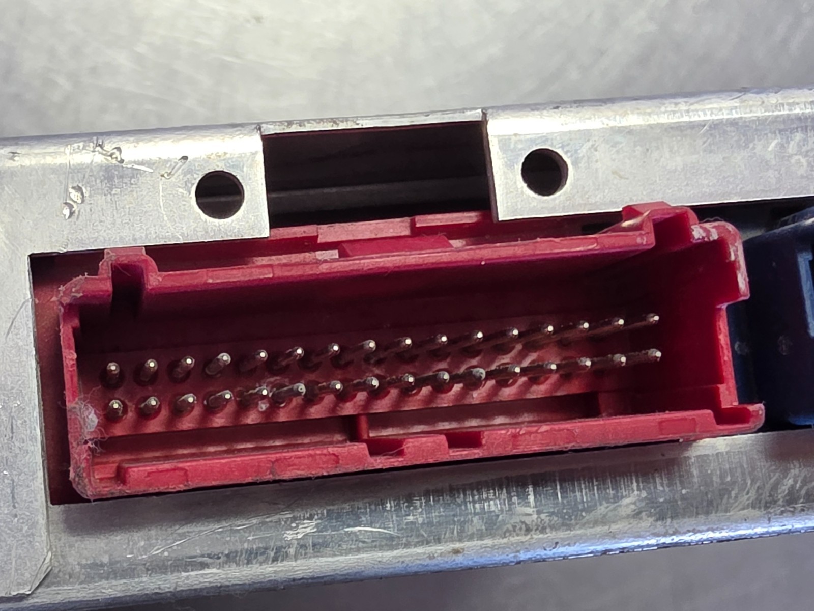 Chevrolet Suburban 16196395 BHRJ Engine Control Module