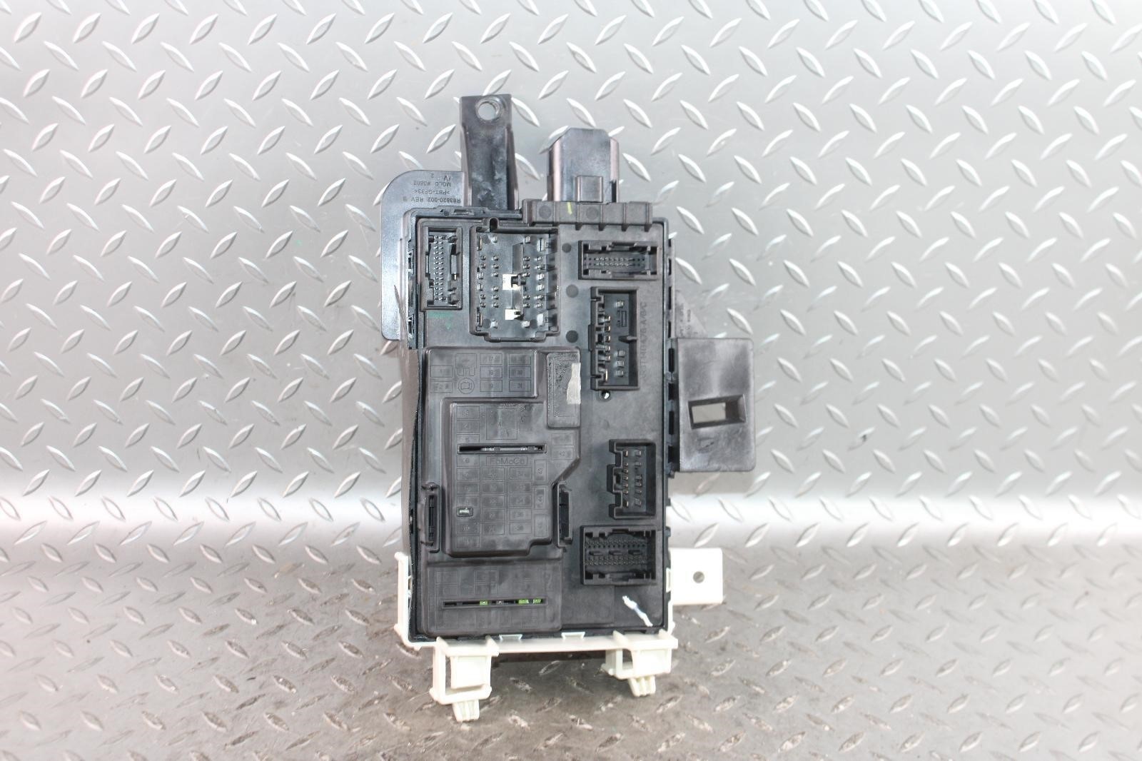 10-14 Mustang Electronic Cabin Body Control Module Fuse Box OEM Factory OE WTY