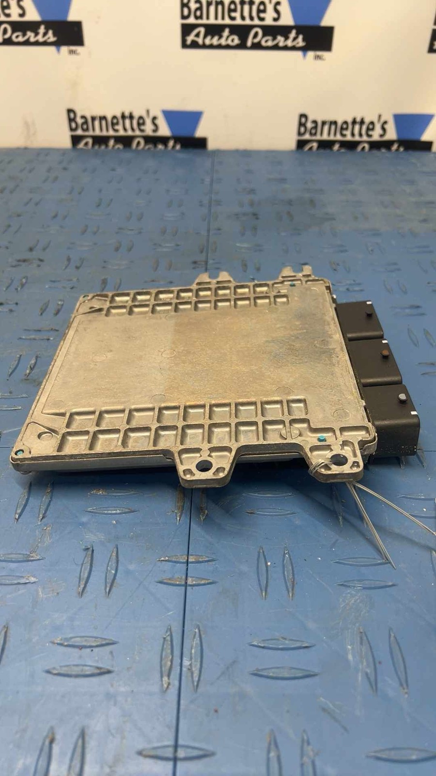 2011 Infiniti G37 Engine Control Unit Ecu Module Mec209-001 A1