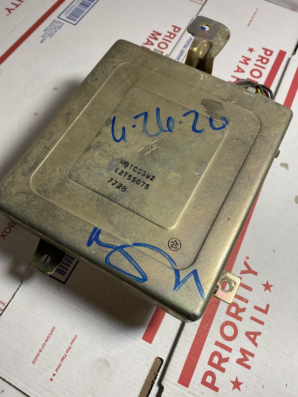 87 88 MITSUBISHI MONTERO ECU/ECM #MD109392/E2T55075 *see description*