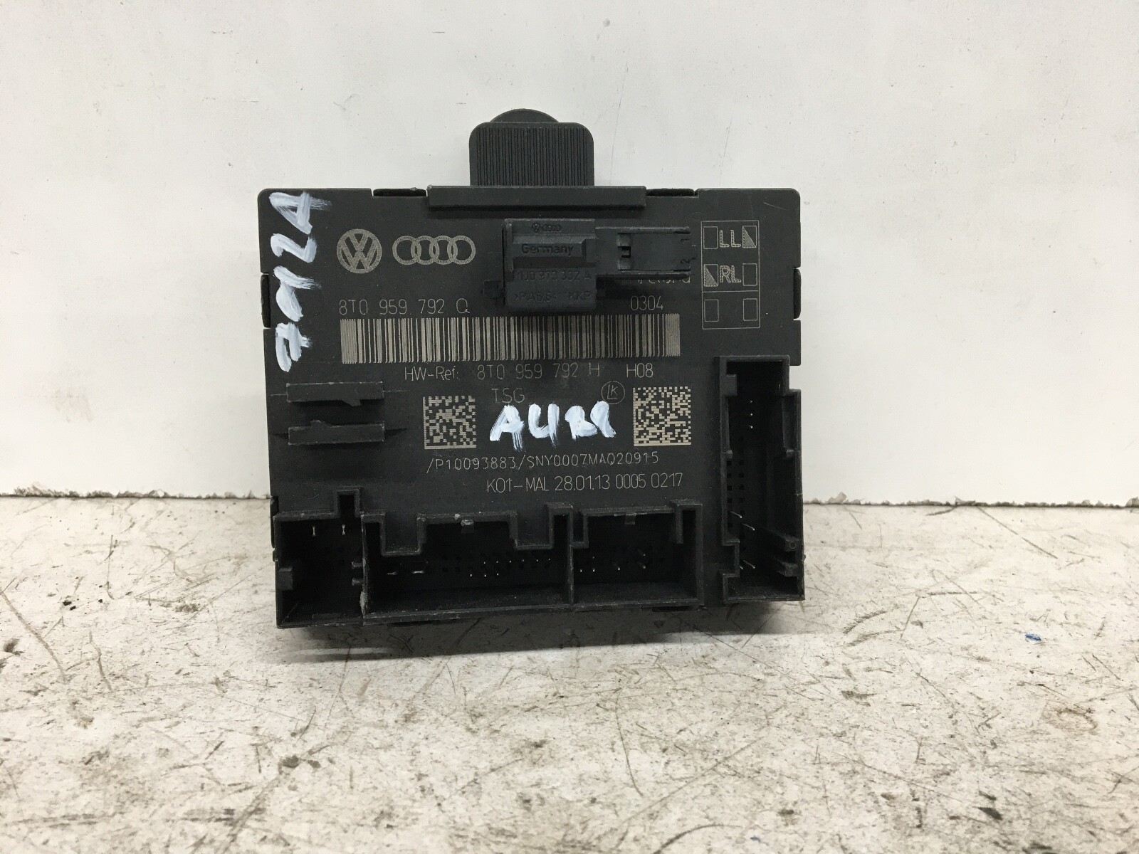 AUDI A4 B8.5 A5 8T 2011-15 PASSENGER LEFT FRONT DOOR CONTROL MODULE 8T0959792Q