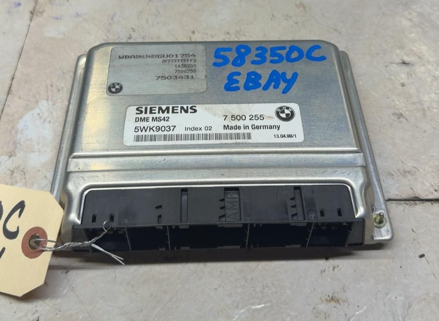 1999-2000 BMW 528I SDN Engine Computer Electronic Control Module ECM ECU OEM